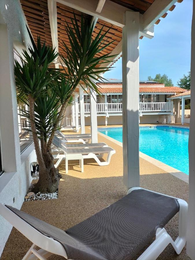 Hotel Et Spa Les Cleunes Oleron Saint-Trojan-les-Bains Exterior photo