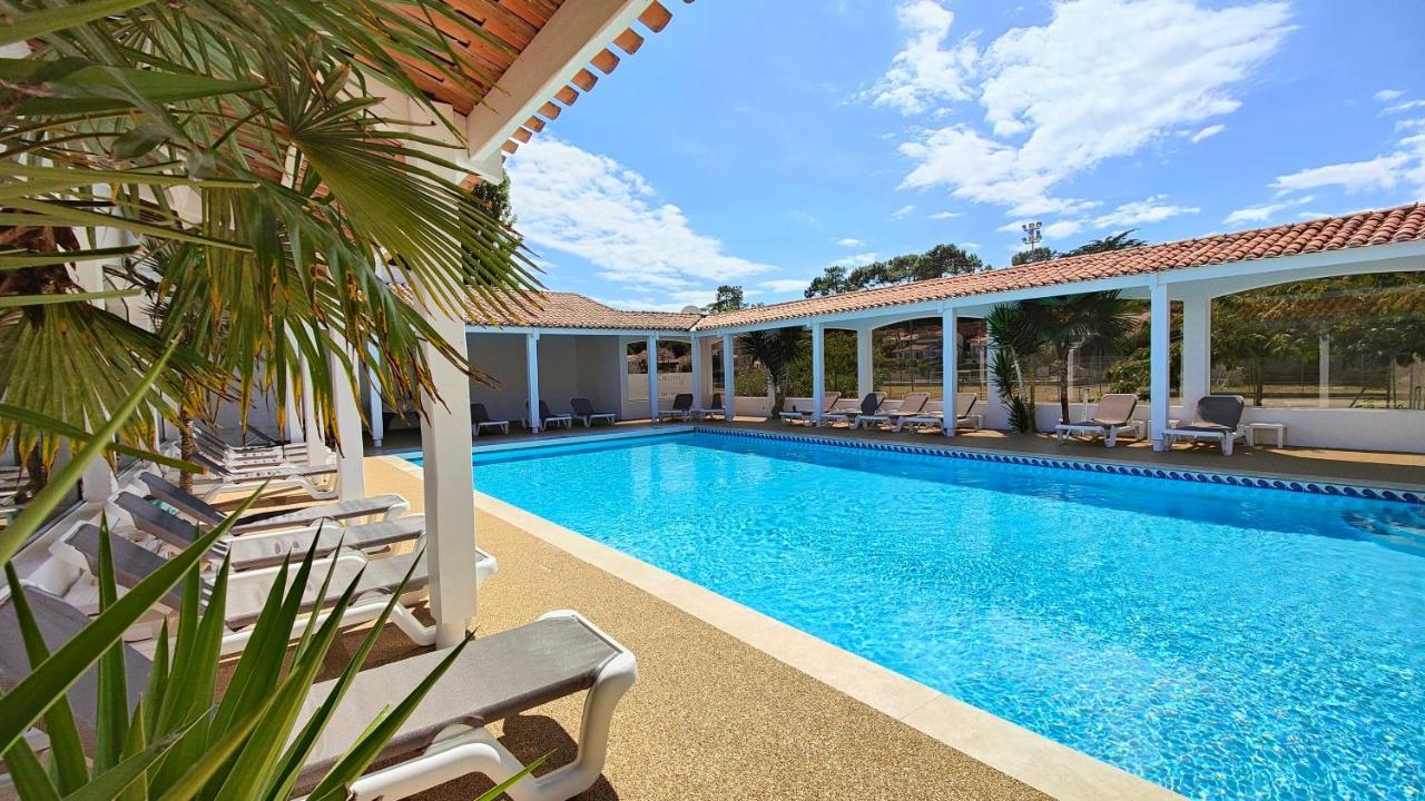 Hotel Et Spa Les Cleunes Oleron Saint-Trojan-les-Bains Exterior photo