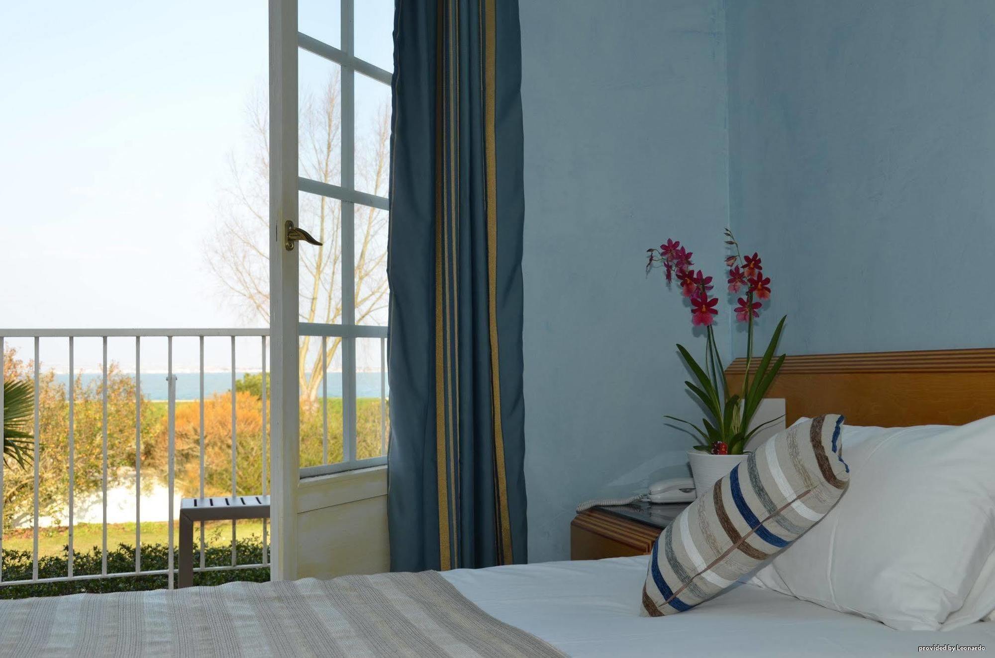 Hotel Et Spa Les Cleunes Oleron Saint-Trojan-les-Bains Room photo