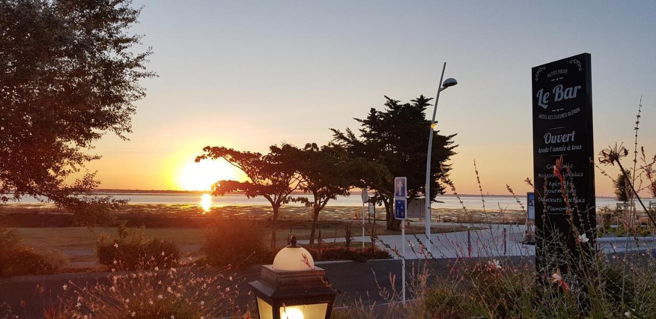 Hotel Et Spa Les Cleunes Oleron Saint-Trojan-les-Bains Exterior photo